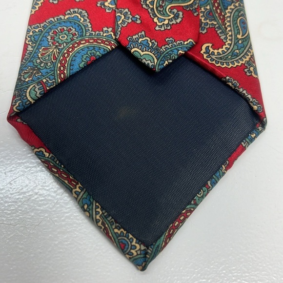 VINTAGE Karoll’s Red, Green & Blue Paisley Tie - Picture 4 of 6